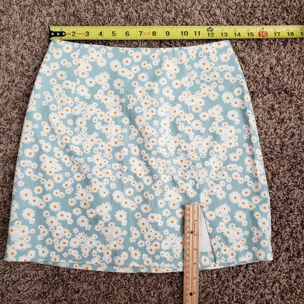 🌸Blue Daisy Skirt - Picture 3 of 13